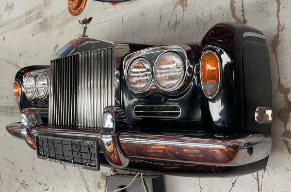 Authentique avant de Rolls Royce Silver Shadow: Déco vintage