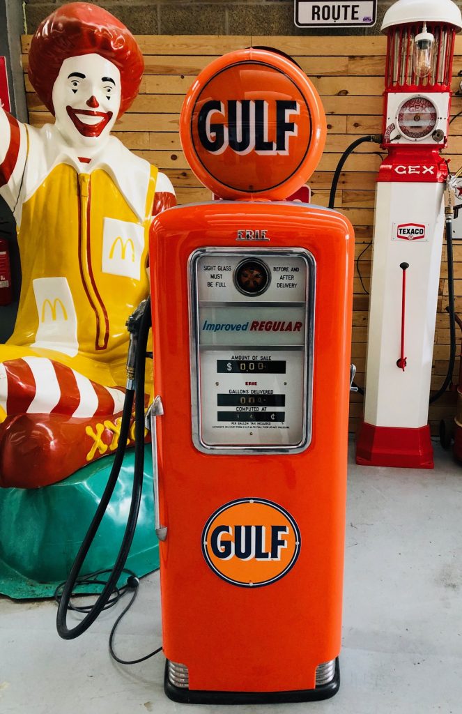 Vintage American gas pump ERIE (Gulf) - StefVintageStore