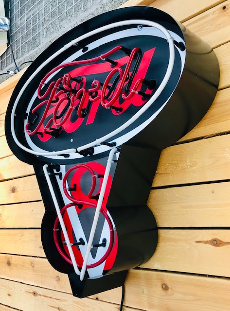 Ford V8 Neon Sign 70cm Stefvintagestore