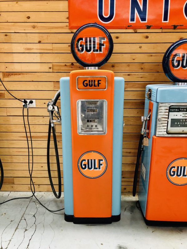 Pompe essence américaine Gulf de 1947 restauré