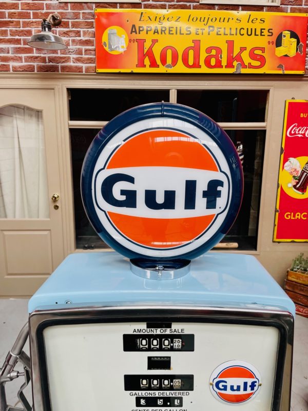 Pompe à essence Gulf Restaurée