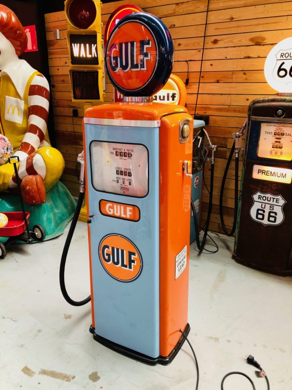 Pompe à essence Gulf Restaurée