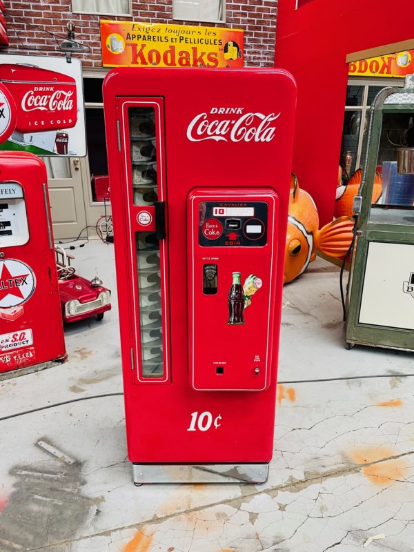 ancien Distributeur Coca-Cola américain