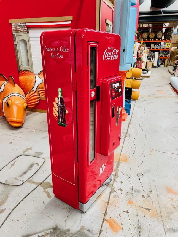 ancien Distributeur Coca-Cola américain Cavalier 96