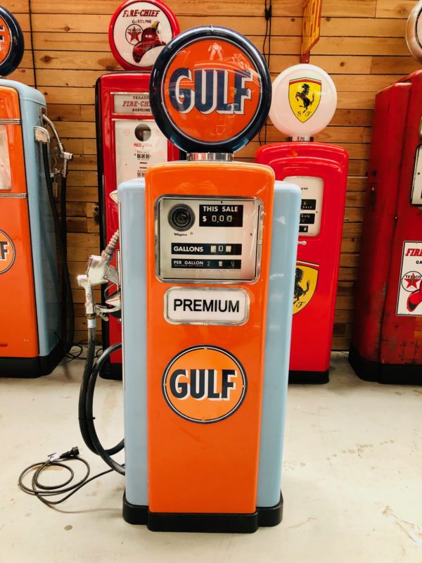 Gulf Wayne model 100 restored gas pump 1948