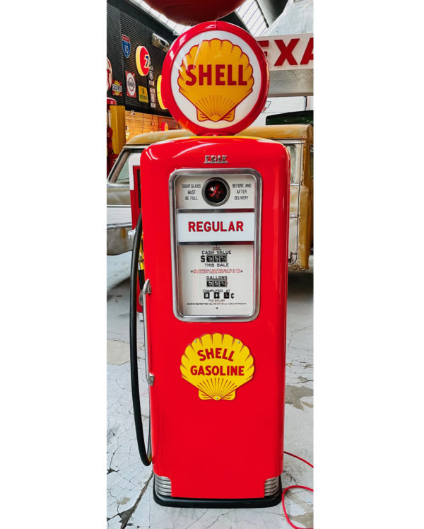 Shell Erie restored gas pump model 991