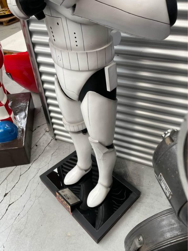 Statue grandeur nature Oxmox star Wars Stormtrooper