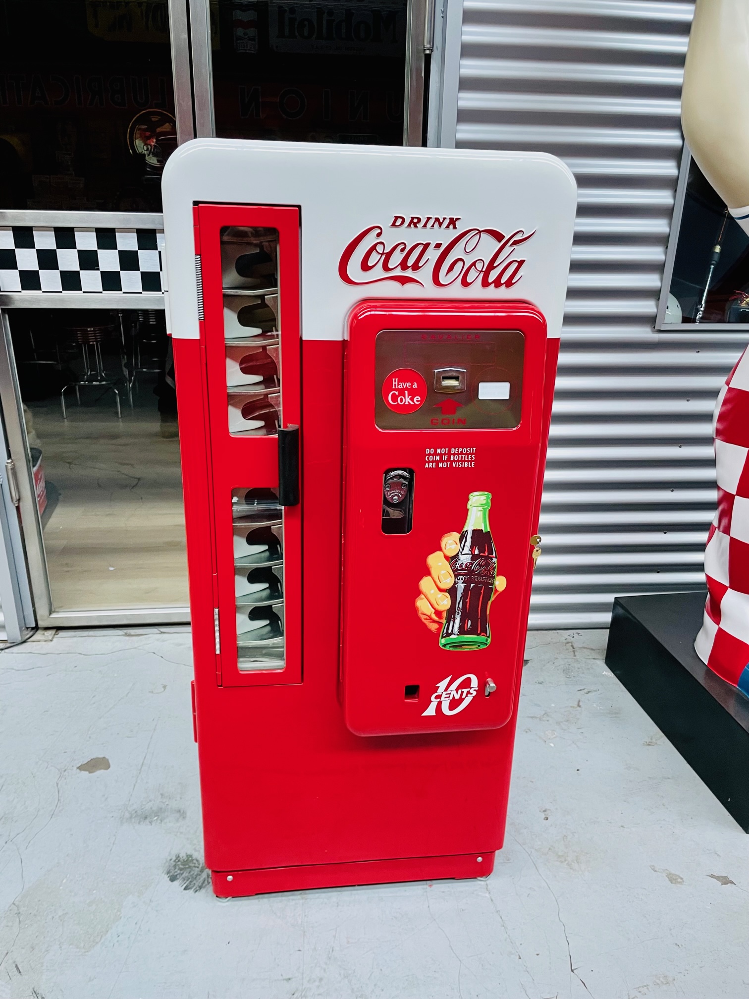Shaker au sel et au poivre Distributeur automatique Coca Cola avec Caddy  1993 -  France