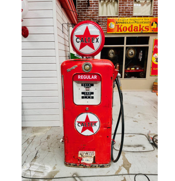 ancienne Pompe à essence américaine Caltex des années 50