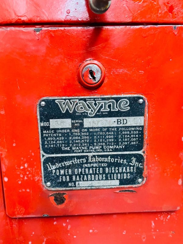 Pompe à essence américaine Gulf Wayne 70 plaque identification