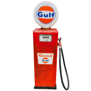 Ancienne pompe à essence Gulf gasboy dans son jus