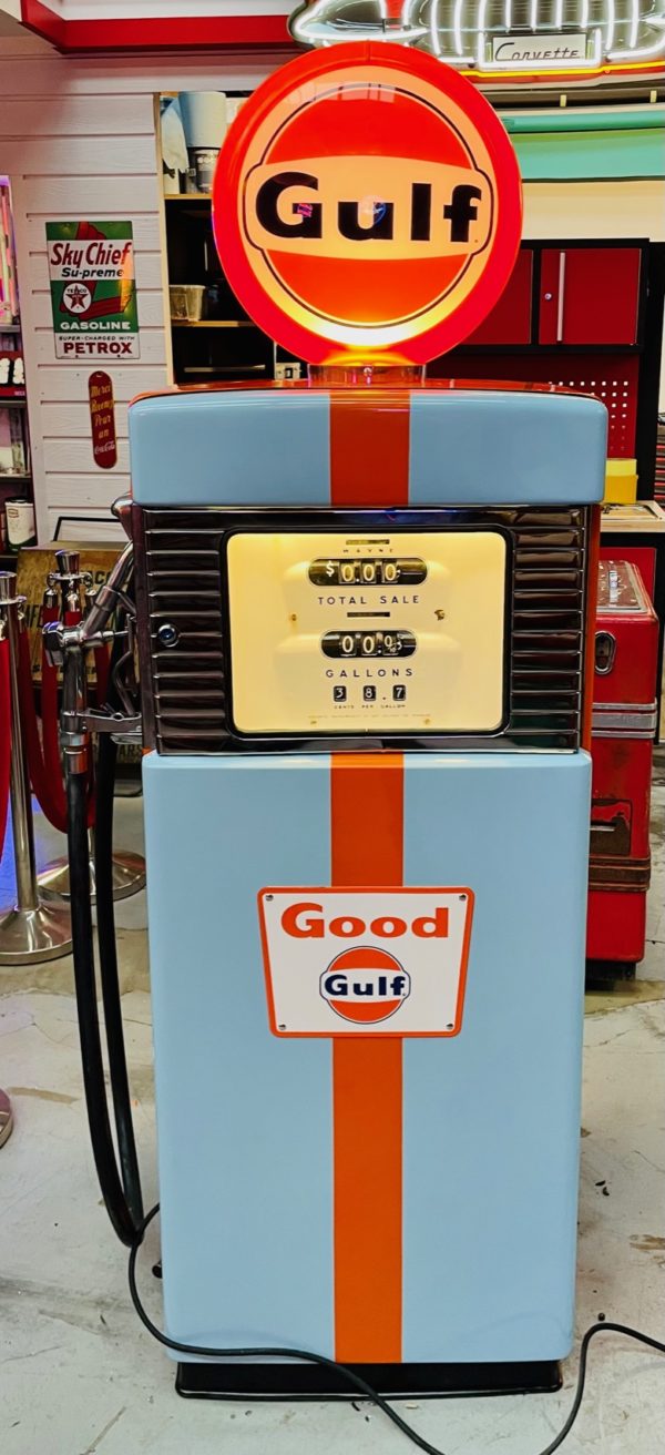 gulf Wayne 600 restored American gas pump globe