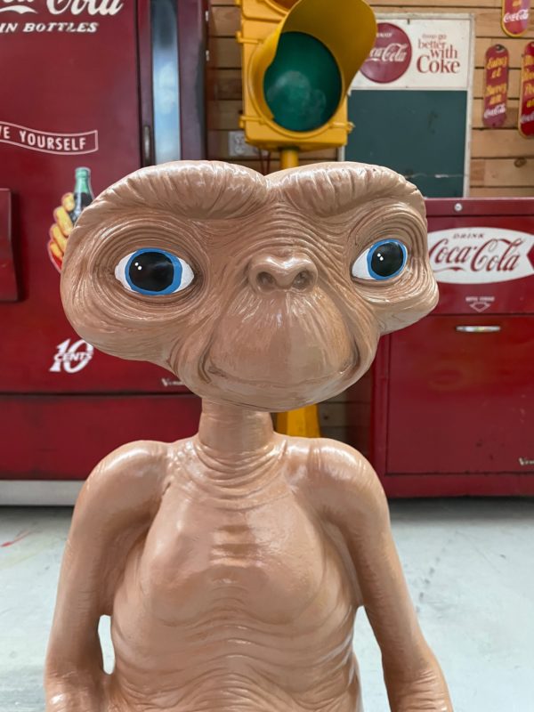 statue résine E.T. l'extra-terrestre