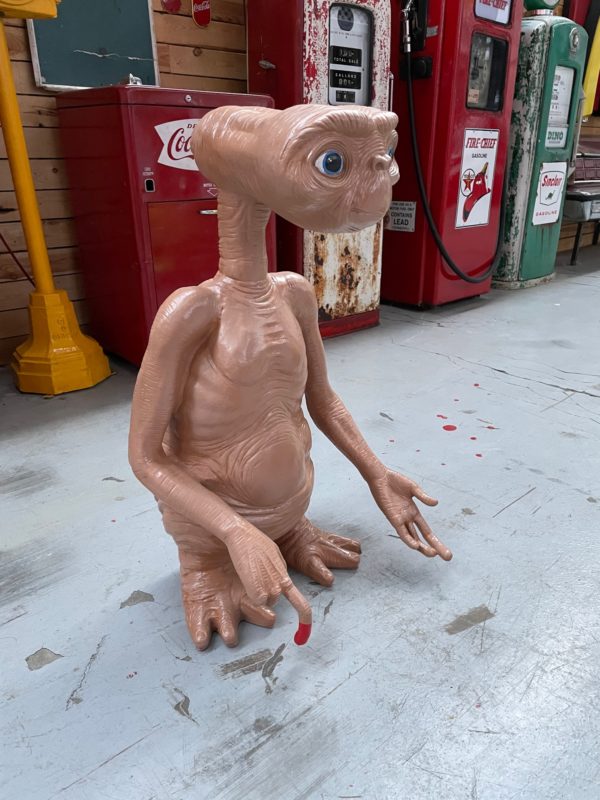 E.T. l'extra-terrestre Statue grandeur nature résine coté