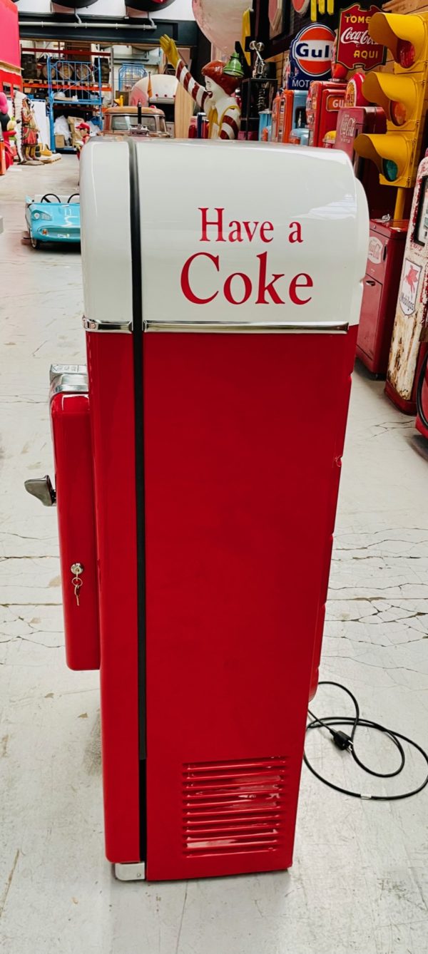authentique Distributeur américain coca cola vendo 81 restaurée