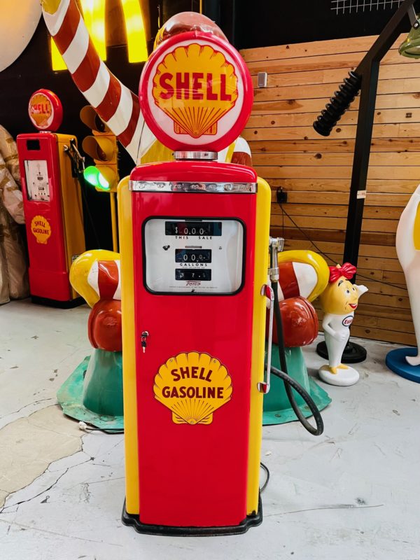 Pompe à essence Américaine Shell Tokheim P300 de 1955
