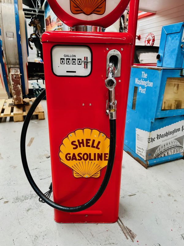 Pompe à essence Shell Américaine