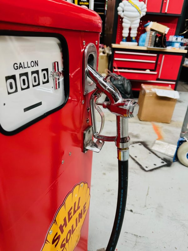 Pompe à essence Shell Américaine restaurée
