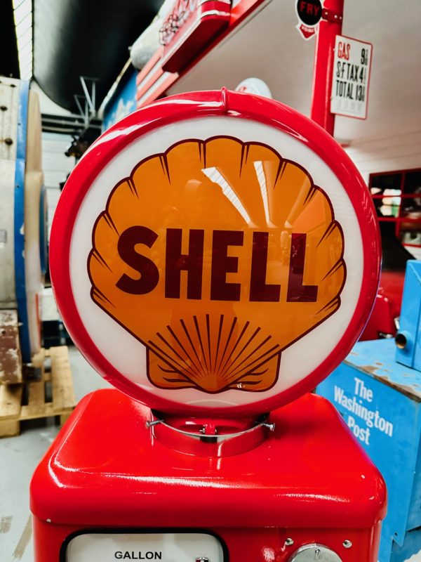 ancienne Pompe à essence Shell globe