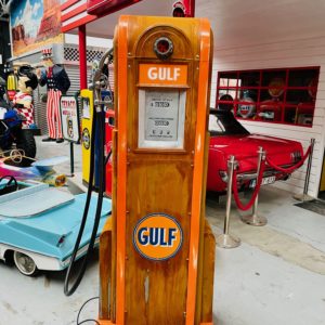 Ancienne pompe à essence Gulf Wayne 60 américaine