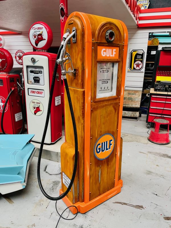 Ancienne pompe à essence américaine Gulf Wayne 60