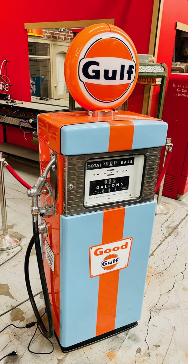 Pompe à essence Gulf Wayne américaine restaurée