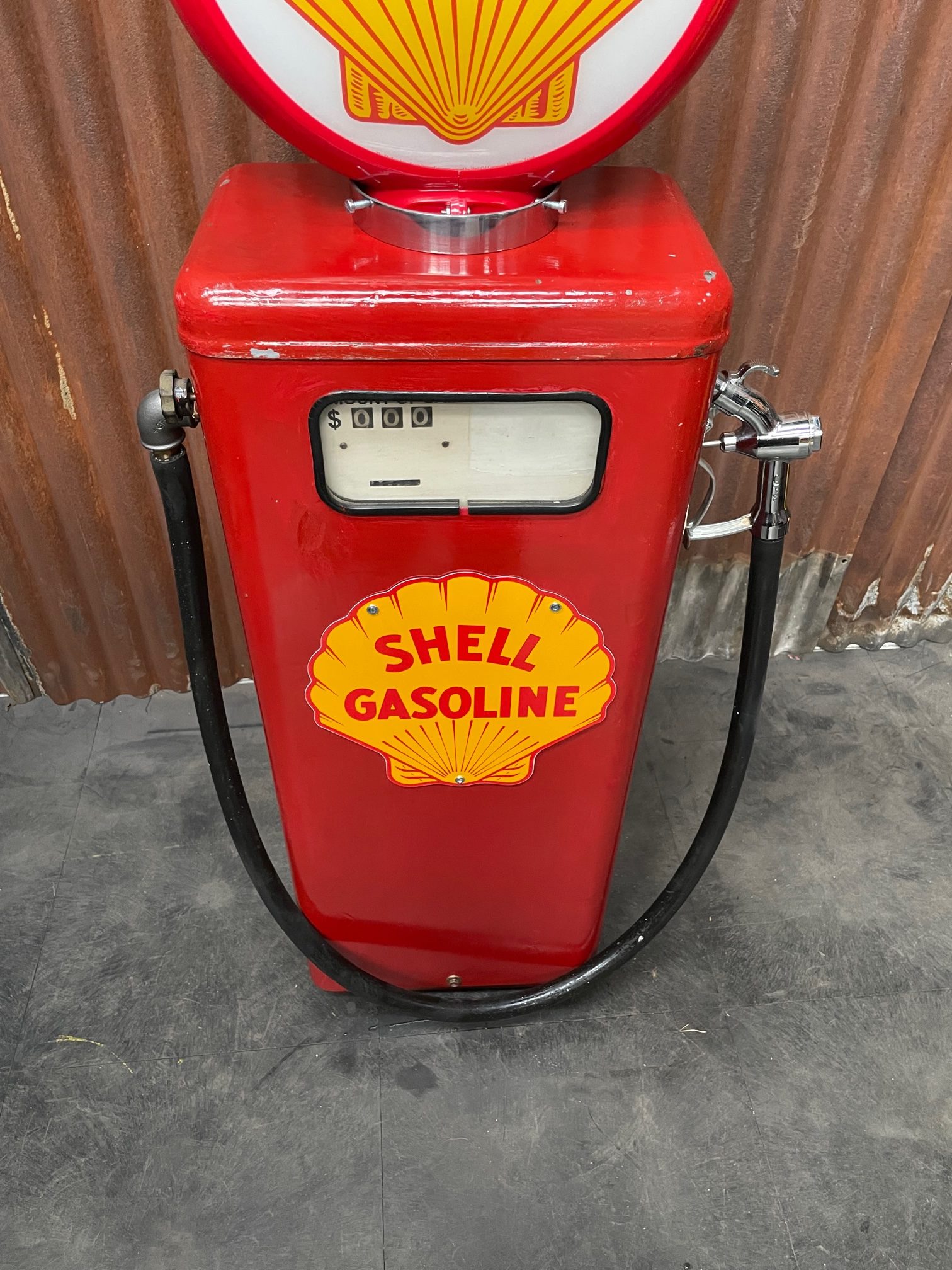 Shell American gas pump with its original patina.