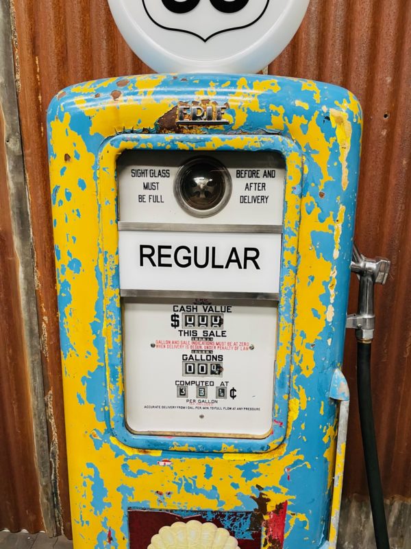 Shell Erie 991 gas pump from 1947