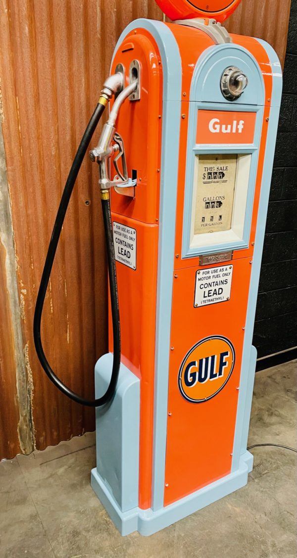 Gulf Wayne 60 American gas pump from 1938