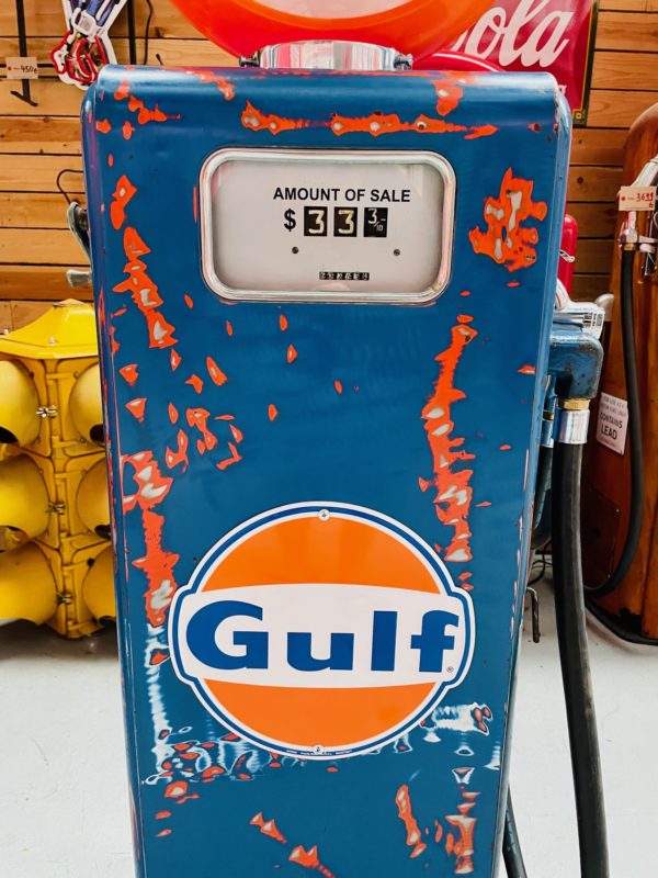 ancienne pompe à essence Gulf gasboy