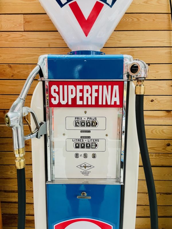 Pure fine vintage restored gas pump