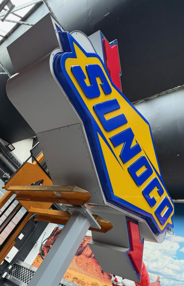 Enseigne lumineuse Sunoco américaine de station services