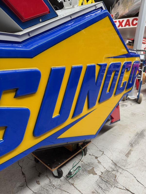 Enseigne lumineuse Sunoco américaine de station services 1990