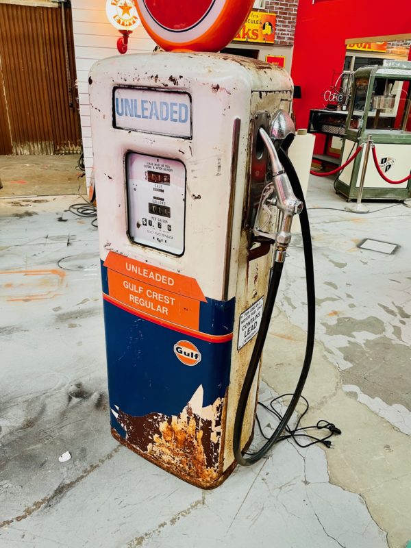 Pompe à essence américaine Gulf Erie patine d'origine