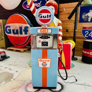 Pompe à essence Gulf Wayne 505 restaurée de 1955