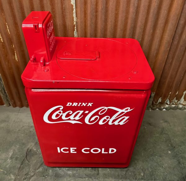 Distributeur coca cola américain vendo 1930