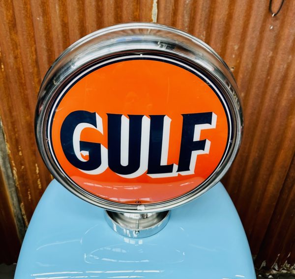 authentique Pompe à essence gulf américaine restaurée