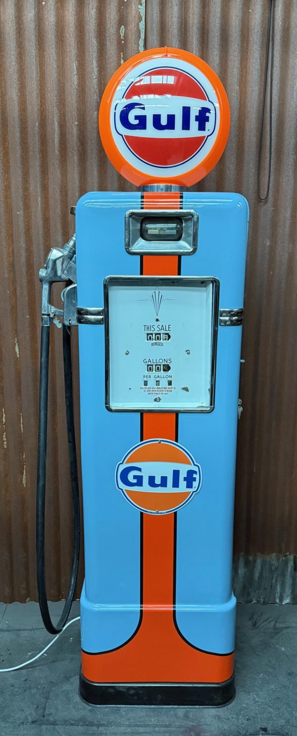 Restored 1948 American Gulf Bowser gasoline pump