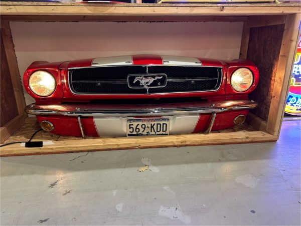 Calandre de ford mustang 1965, fabriquée à partir d'une véritable voiture