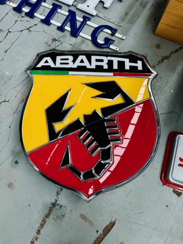 enseigne lumineuse Abarth de Garage 120cm