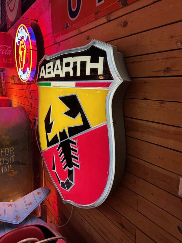 véritable enseigne lumineuse Abarth de Garage