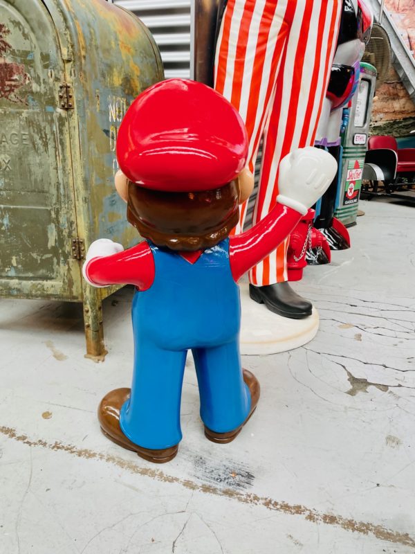 super Mario bros Statue résine 1 mètre dos