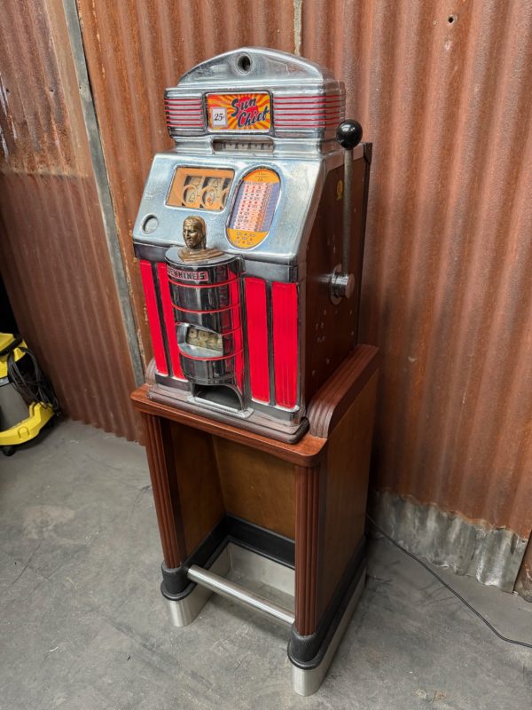 Authentic Jackpot Jennings Sun Chief 1940