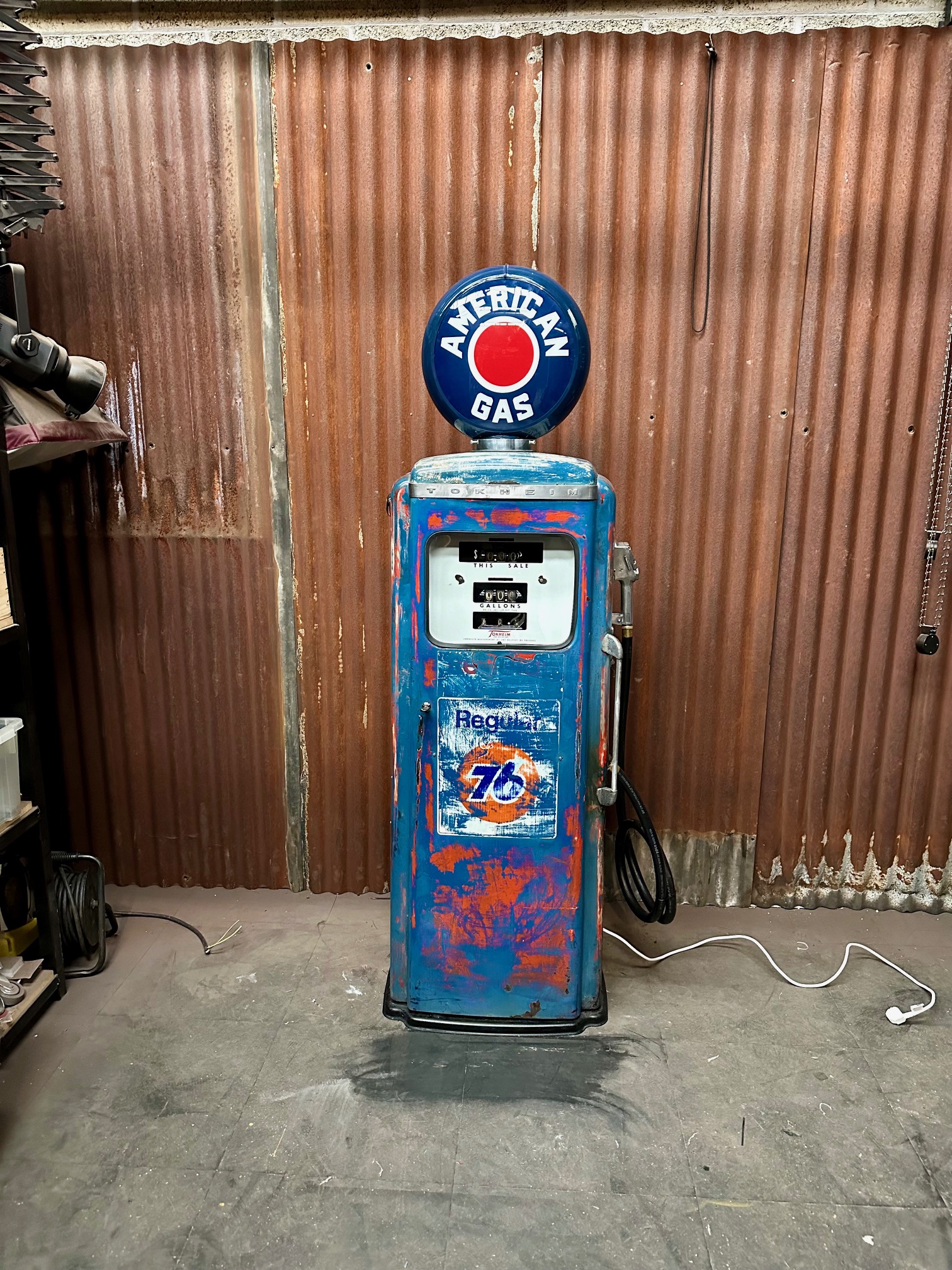 Pompe à essence 76 gasoline Tokheim P300 américaine de 1955 Restaurée Pompe à essence 76 gasoline Tokheim P300 américaine de 1955 Restaurée