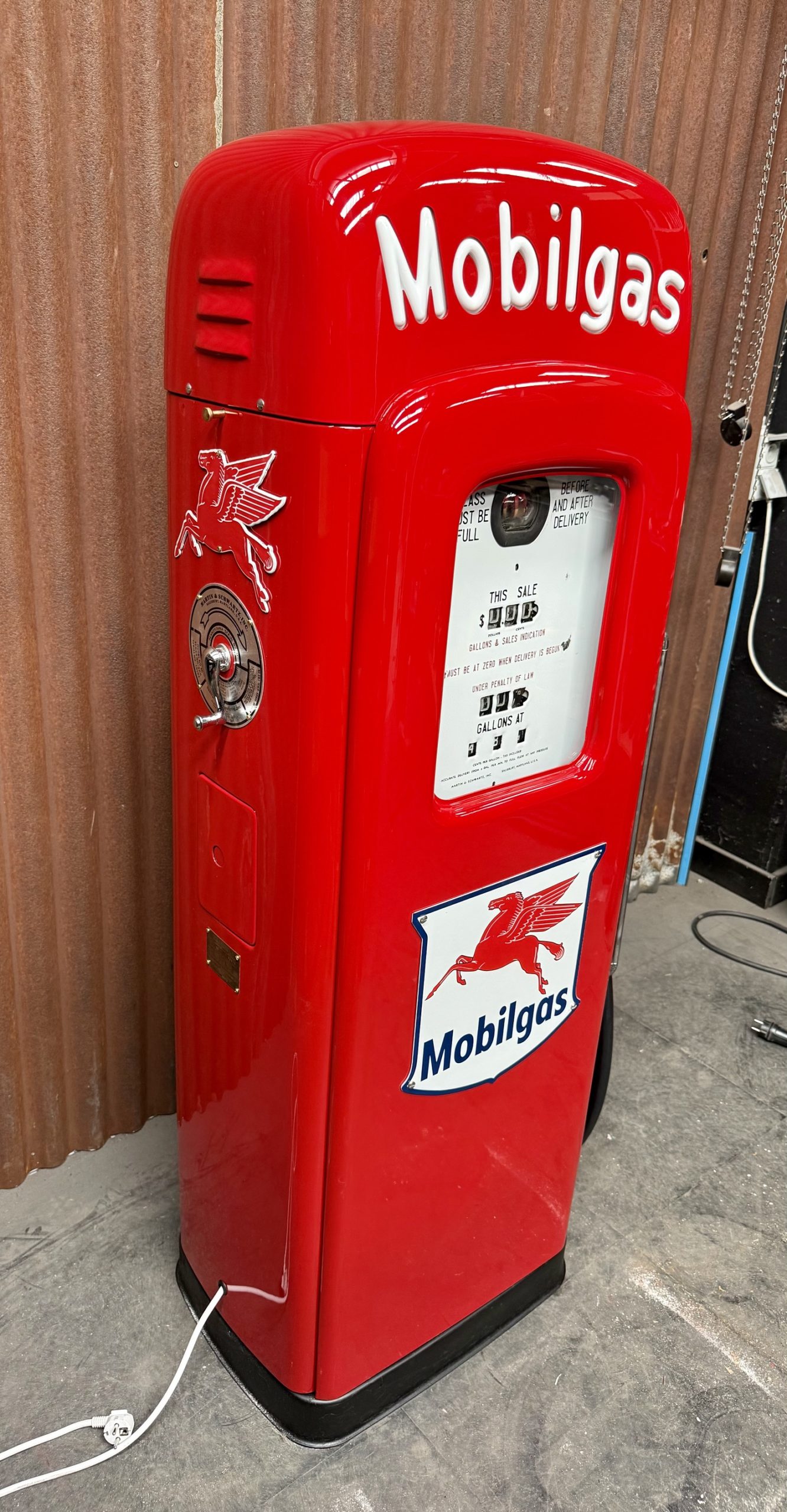 Pompe à essence Mobilgas américaine 1950 Pompe à essence Mobilgas américaine 1950