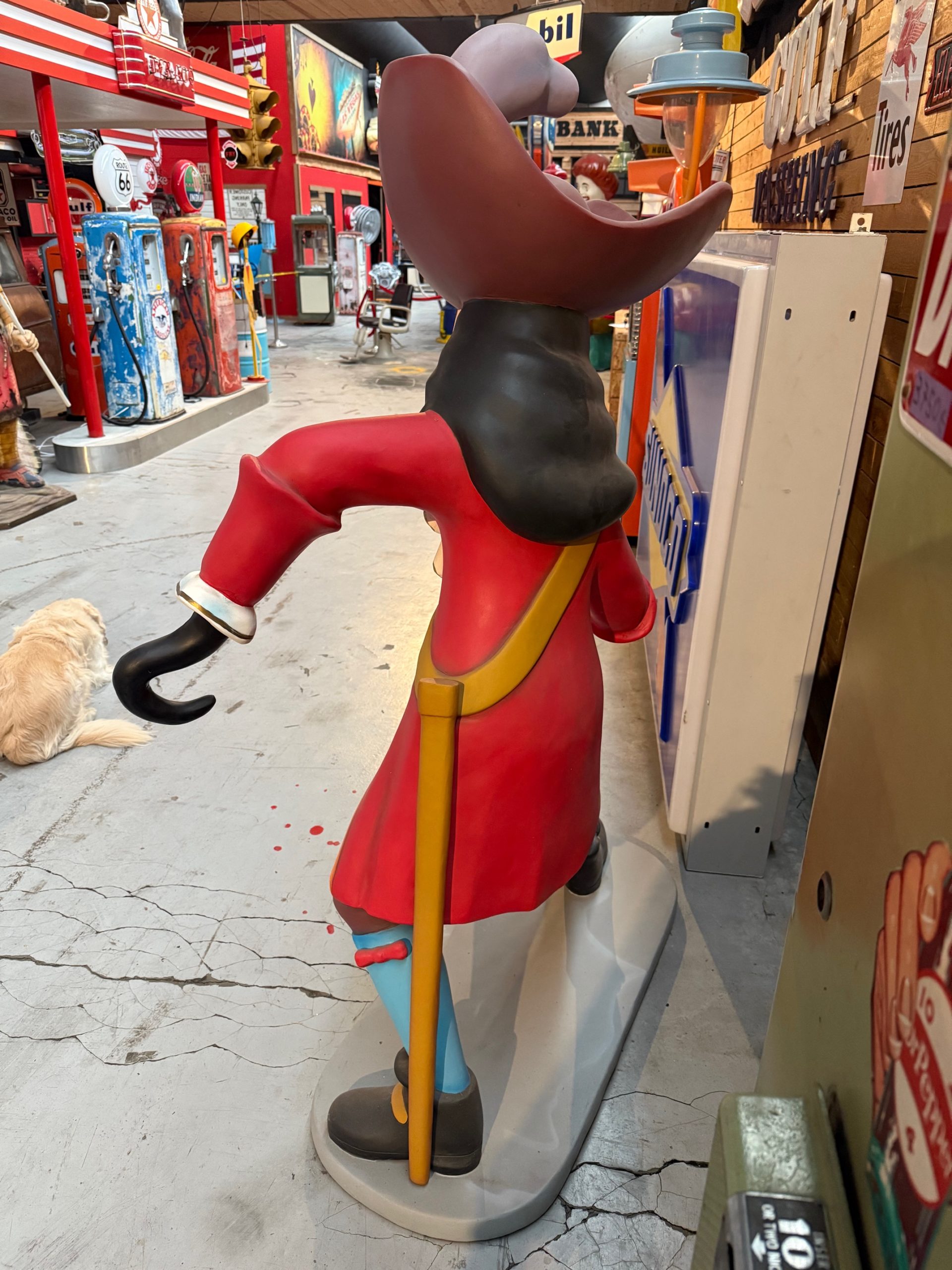 Statue de capitaine crochet xxl dos Statue de capitaine crochet xxl dos